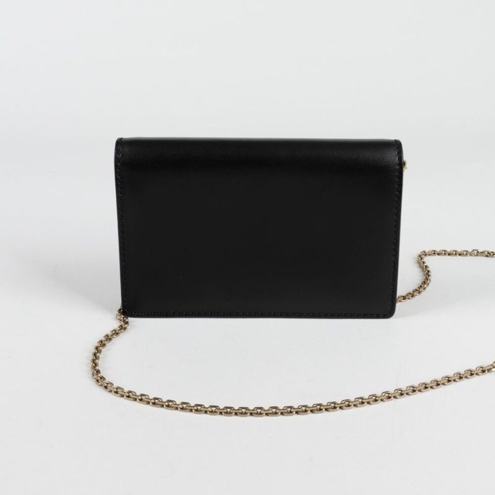 Chain Clutch Crossbody Bag - Picture 4 of 10